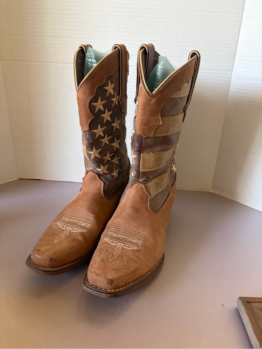 Durango Women’s Brown Western Flag-Accent